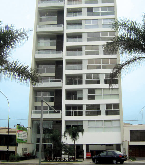 BOULEVARD DEL PRADO BUILDING
